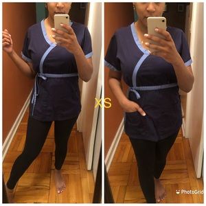Navy blue scrub top xsmall